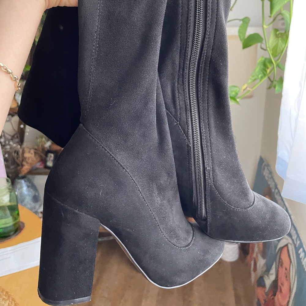 Miss Selfridge High Knee Suede Block Heel Boot